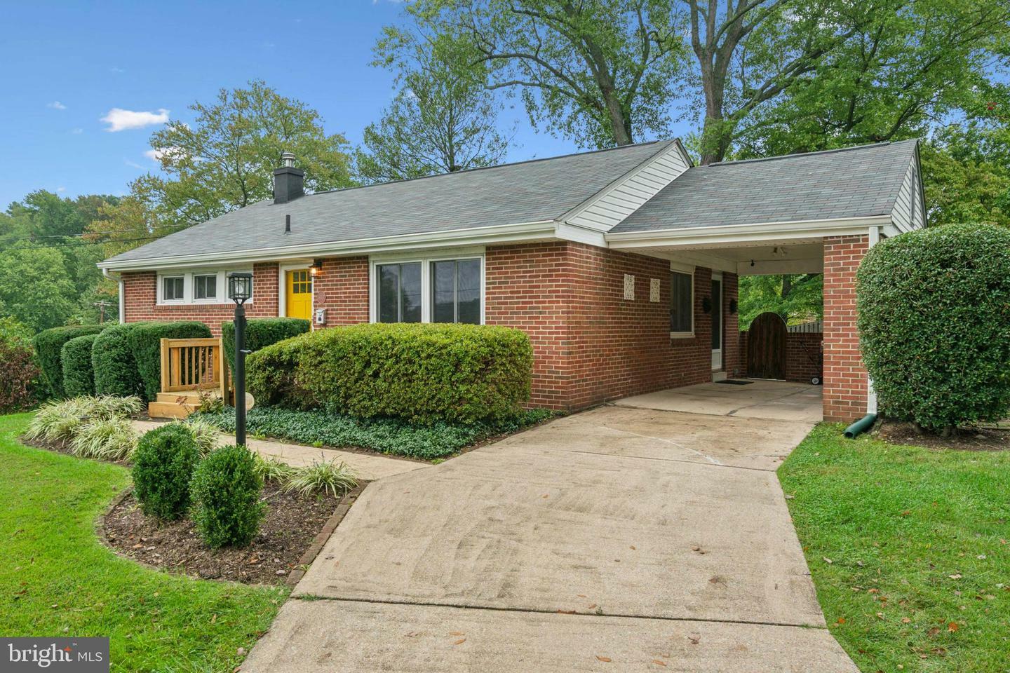 Property Photo:  6307 Virginia Hills Avenue  VA 22310 