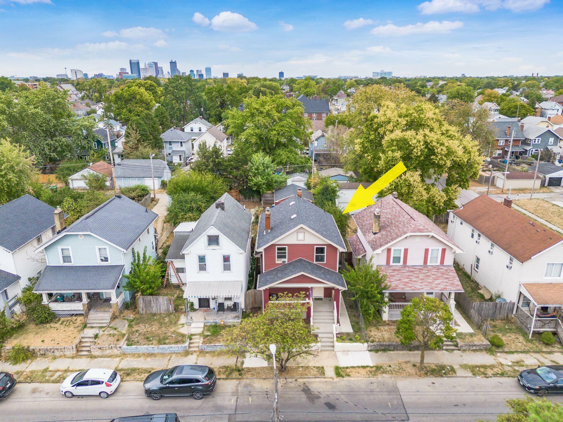 Property Photo:  166 E Woodrow Avenue  OH 43207 