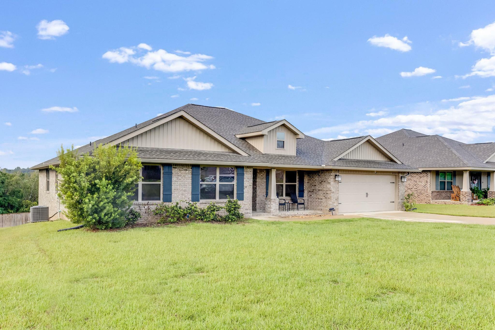 Property Photo:  2209 Jernigan Drive  FL 32536 