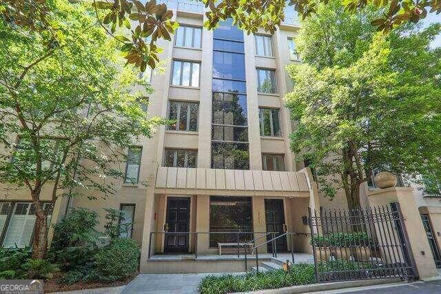 2765 Peachtree Road NE 4  Atlanta GA 30305 photo