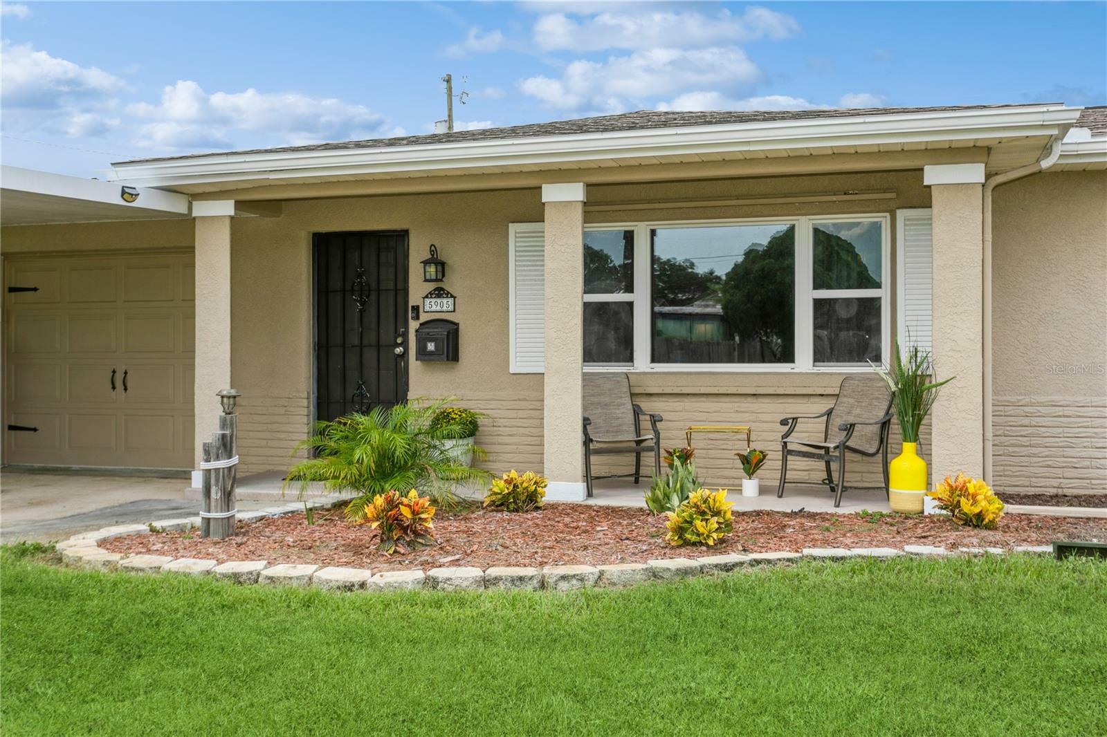 Property Photo:  5905 36th Avenue N  FL 33710 