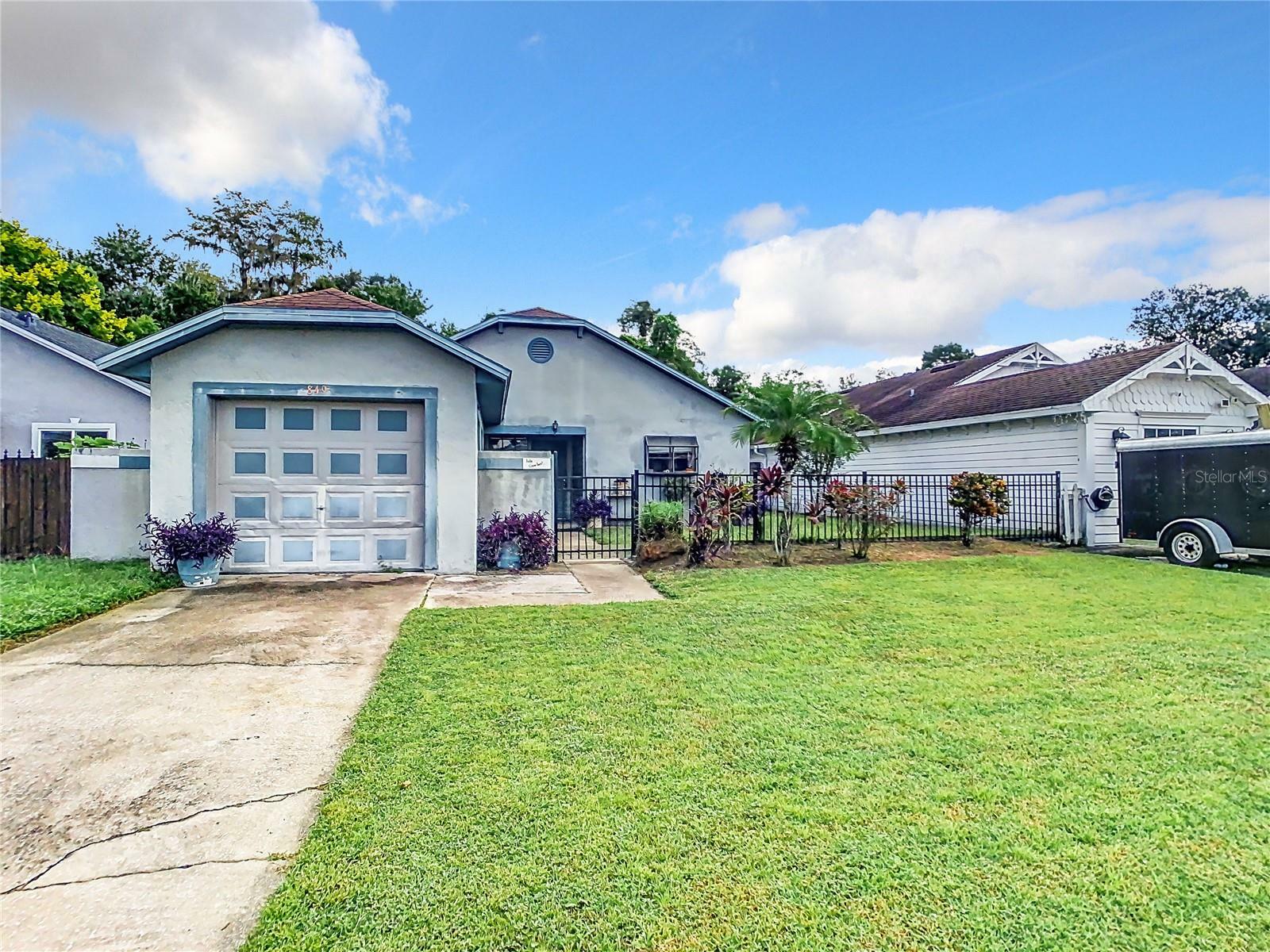 Property Photo:  849 Grenadier Drive  FL 32807 