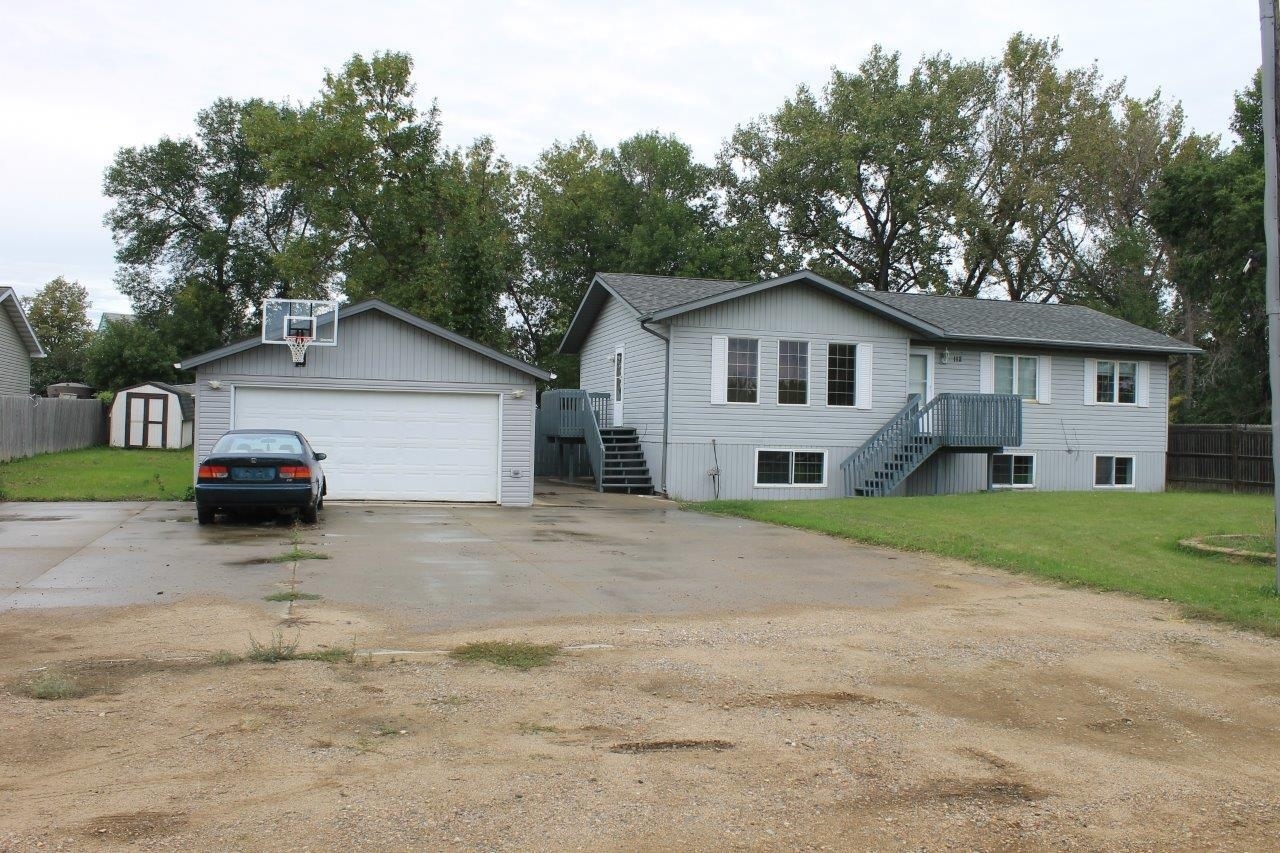 Property Photo:  112 Ward St  ND 58733 