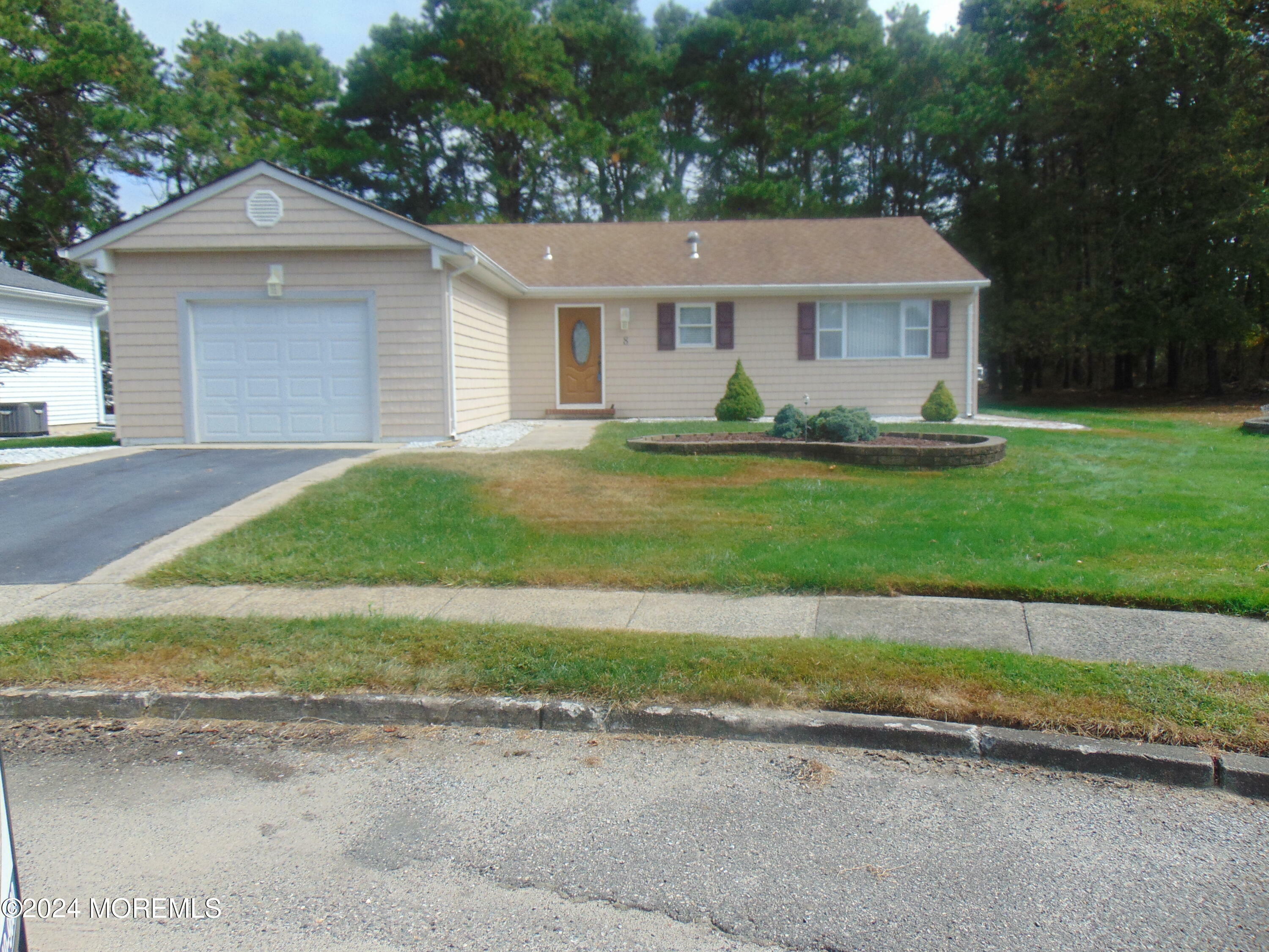 8 Chopin Court  Toms River NJ 08757 photo