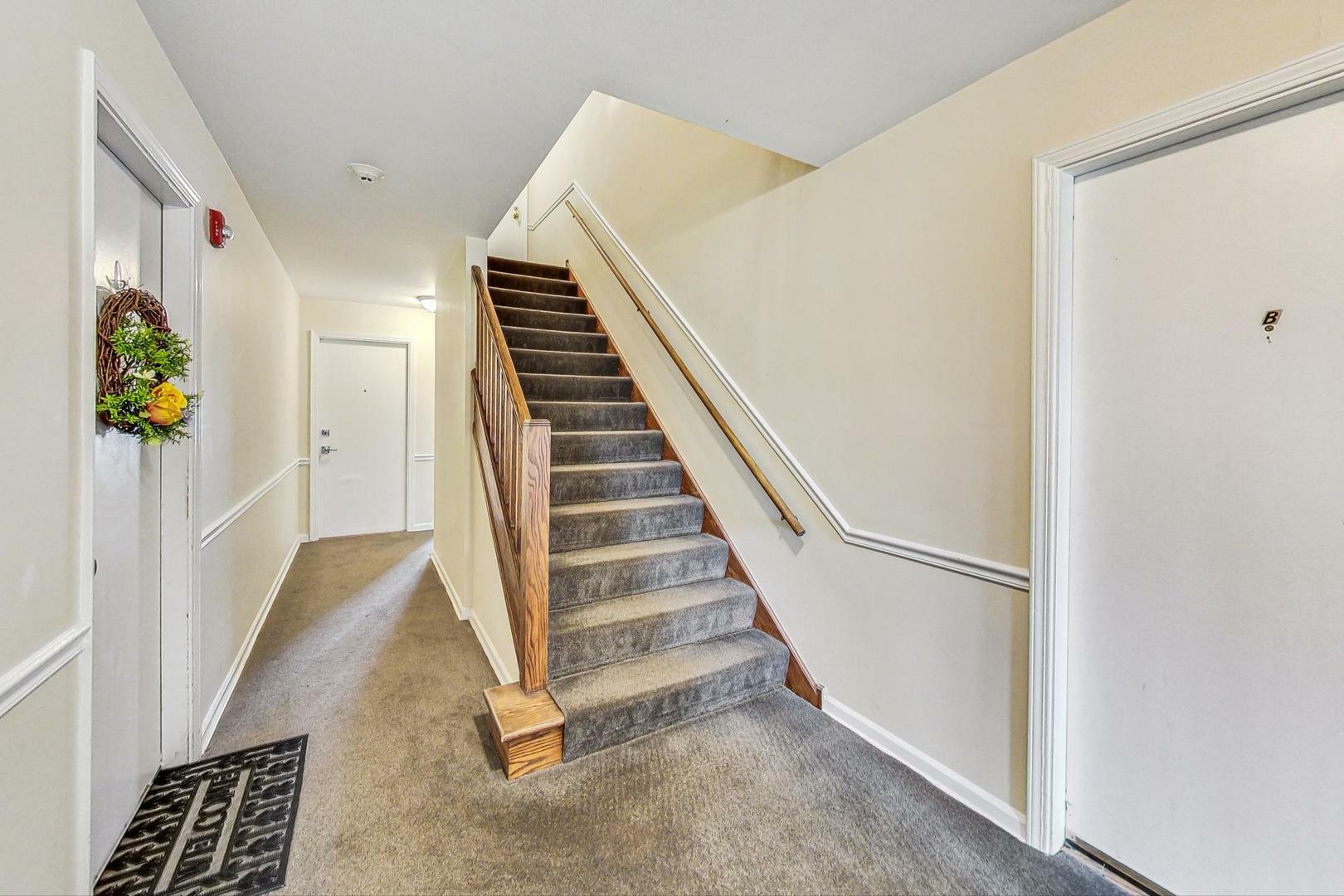 Property Photo:  1777 Dewes Street C  IL 60025 