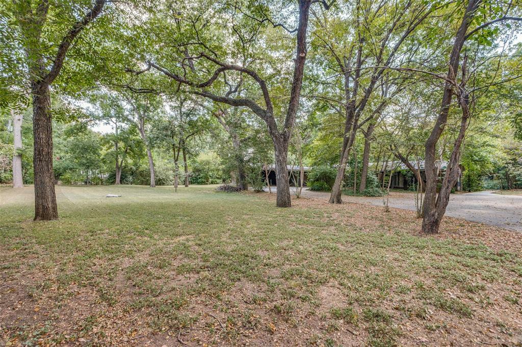 Property Photo:  2615 Simondale Drive  TX 76109 