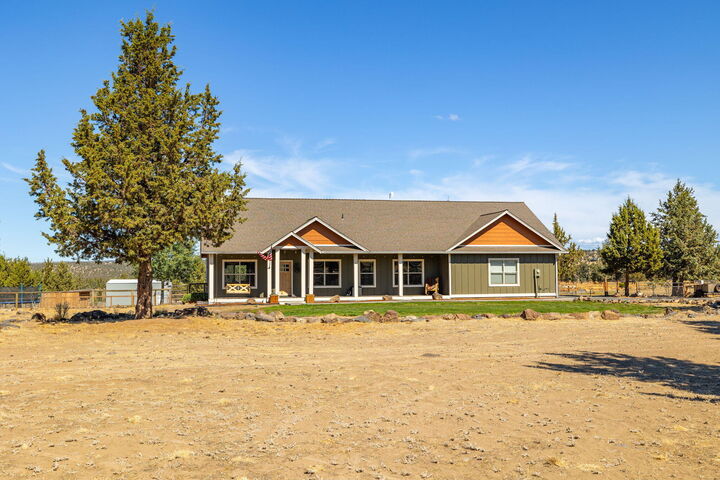 Property Photo: 13976 SE Lost Lake Drive OR 97754