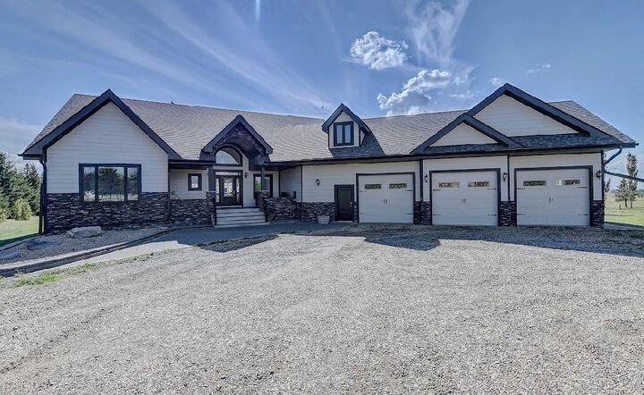 Property Photo: 815060 Range Road 40 AB T0H 1L0