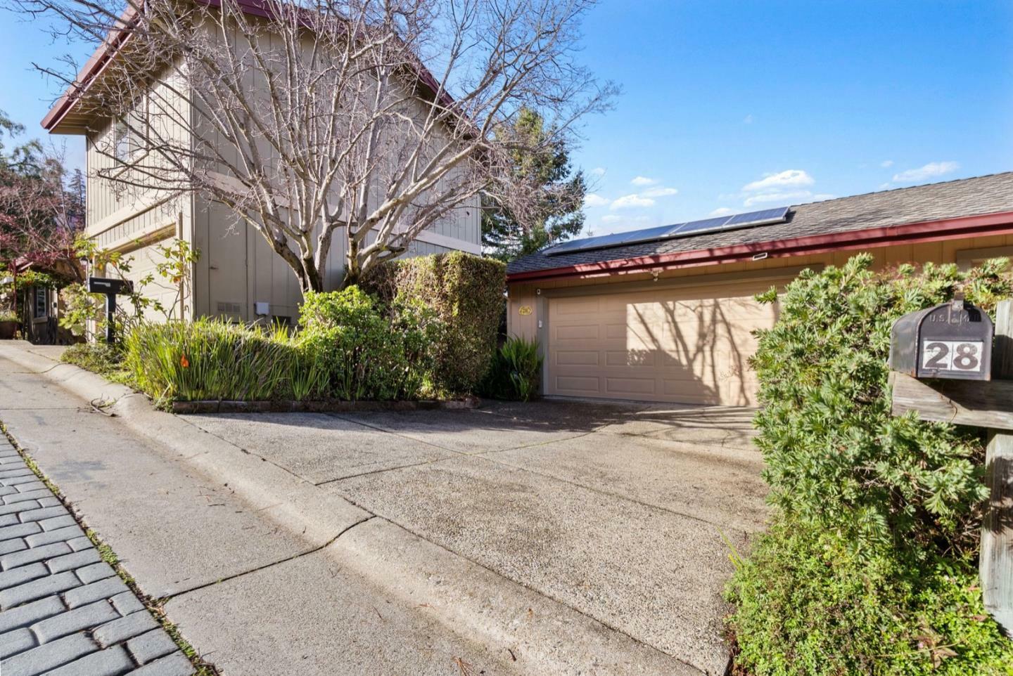 Property Photo:  28 Cobblestone Lane  CA 94002 