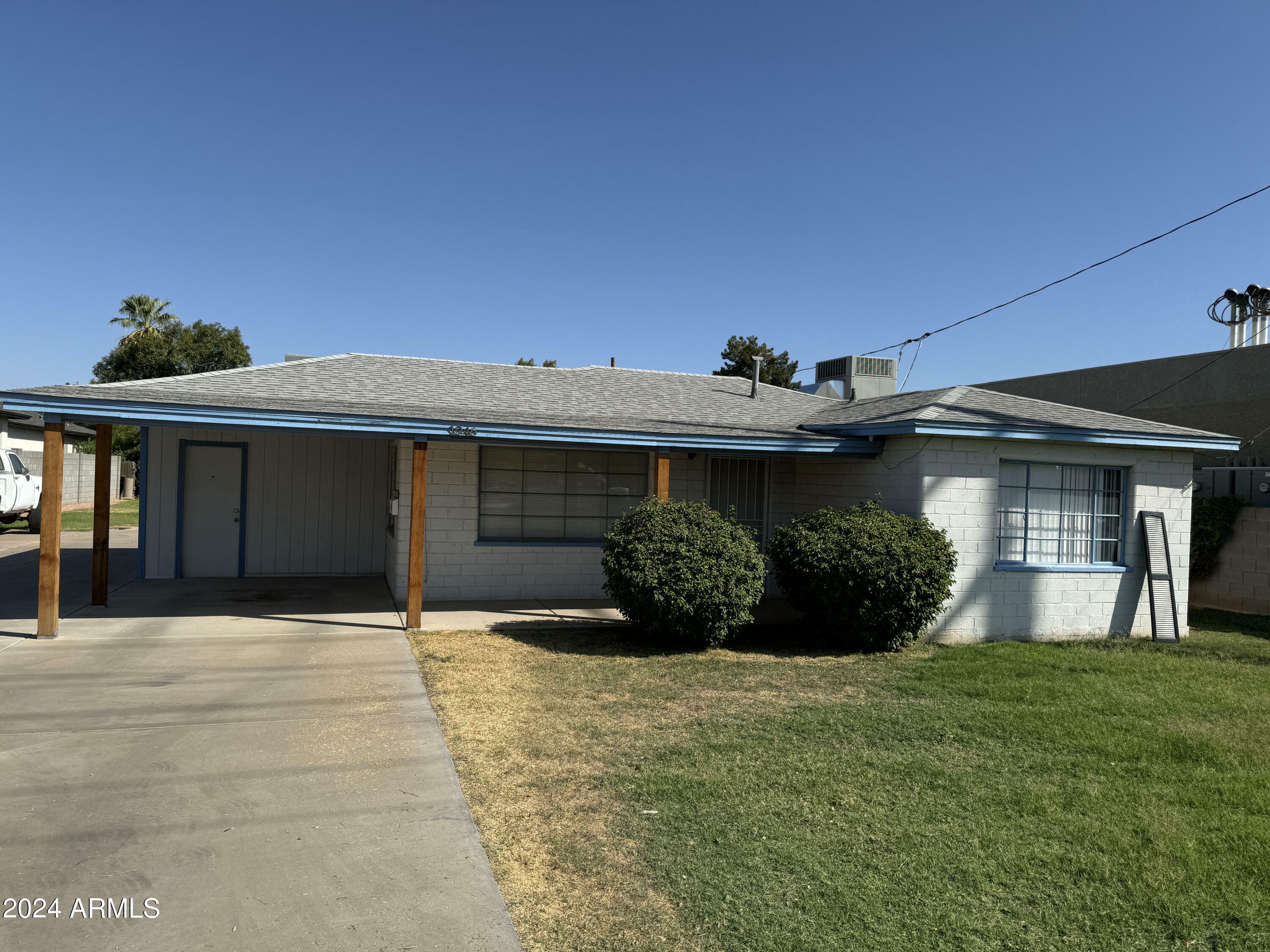 Property Photo:  1046 E University Drive  AZ 85203 