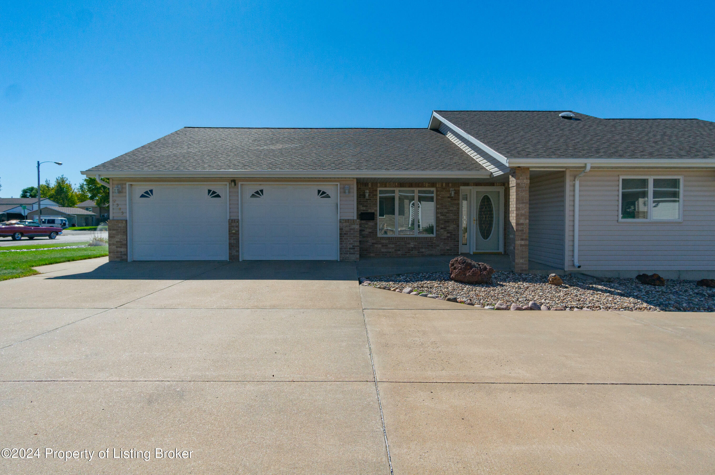 Property Photo:  2545 10th Avenue W  ND 58601 