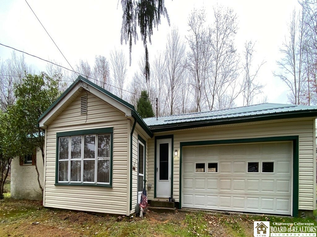 Property Photo: 154 Hedges Avenue NY 14701