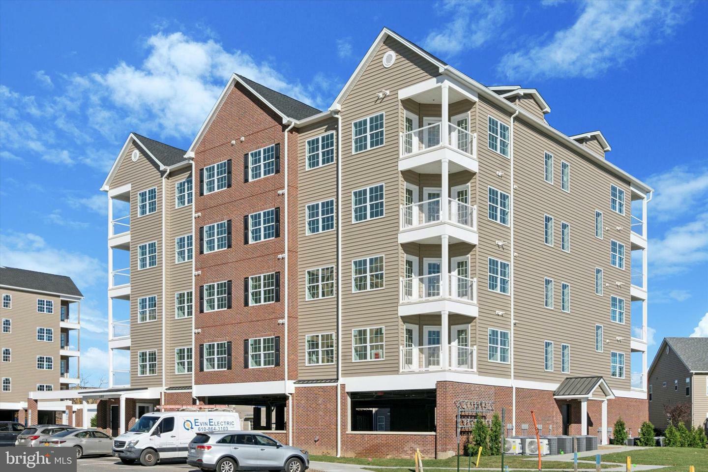 Property Photo: 16322 River View Court PA 19007