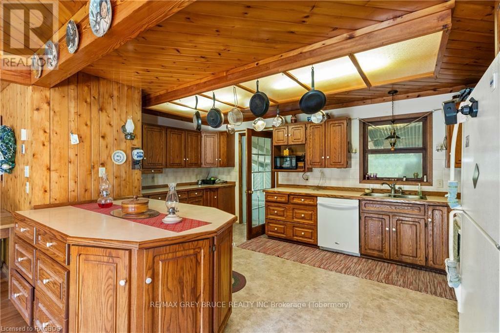 Property Photo:  479 Dyers Bay Road  ON N0H 1Z0 