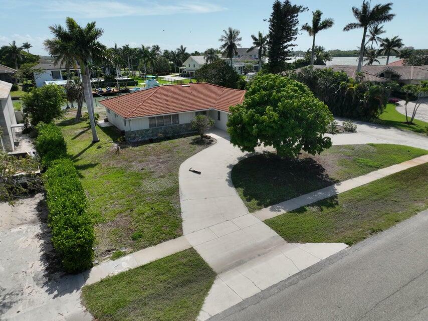 Property Photo:  961 Scott Drive  FL 34145 