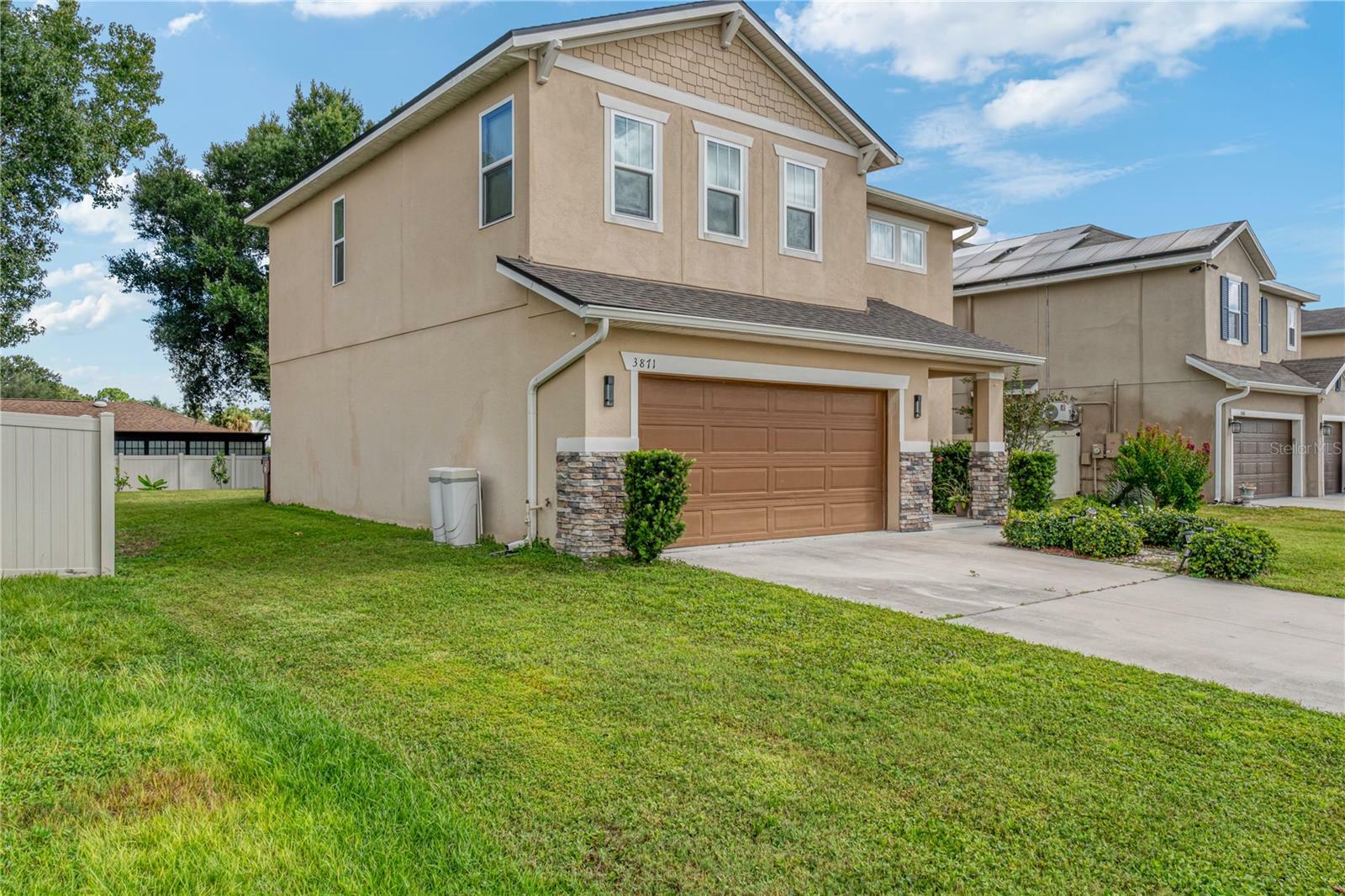 Property Photo:  3871 Pinewood Gardens  FL 34769 