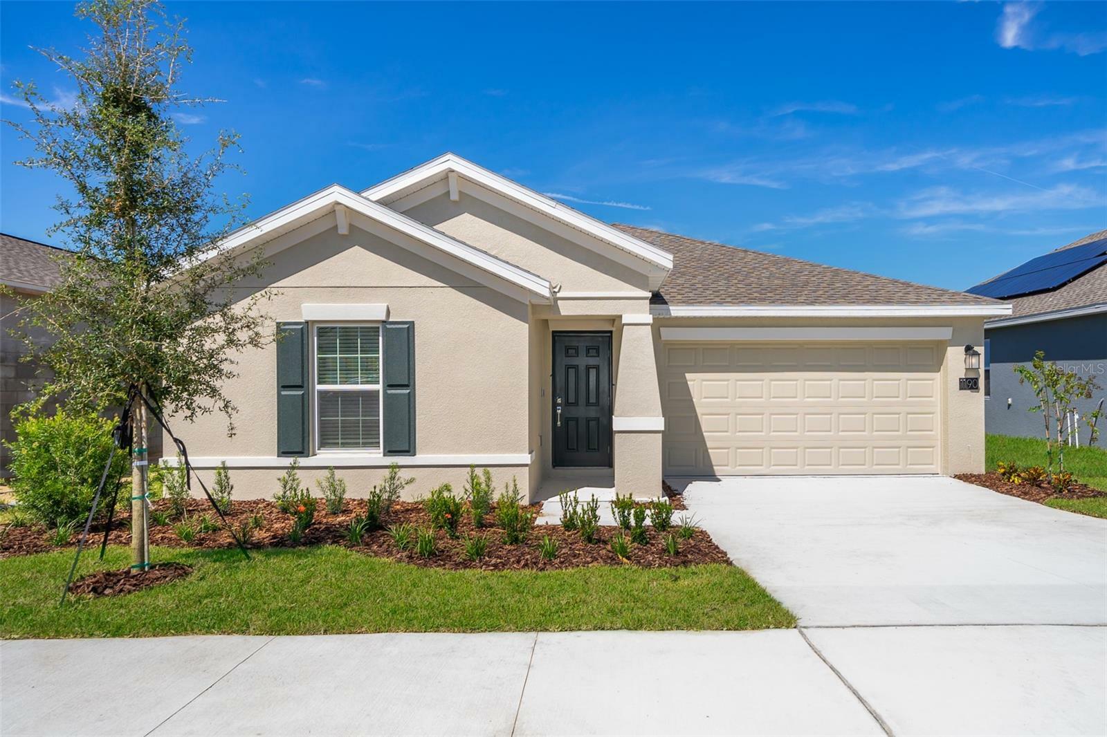 Property Photo:  1190 Pomelo Street  FL 33837 