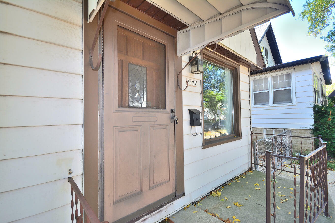 Property Photo:  6137 W Stevenson St  WI 53213 