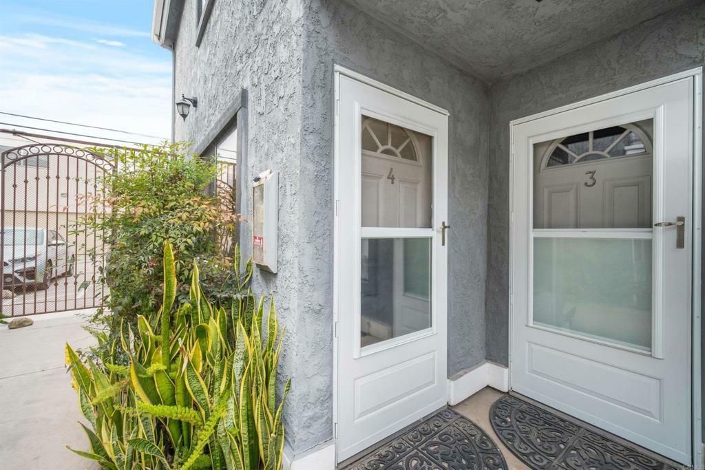 Property Photo:  4444 Cherokee Ave 4  CA 92116 