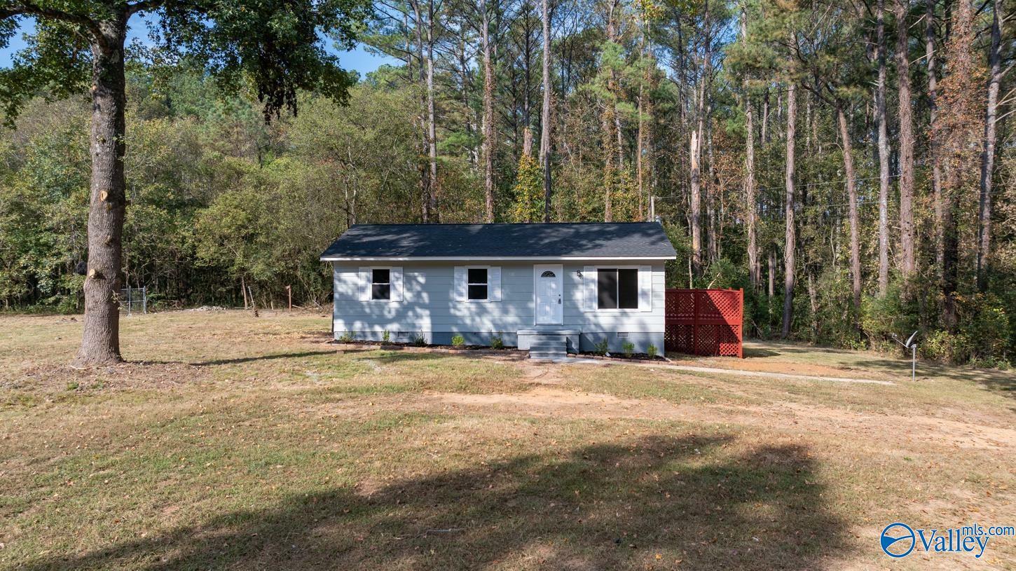 Property Photo:  706 Neal Drive  AL 35748 