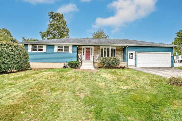 Property Photo:  82 Amherst  RI 02864 