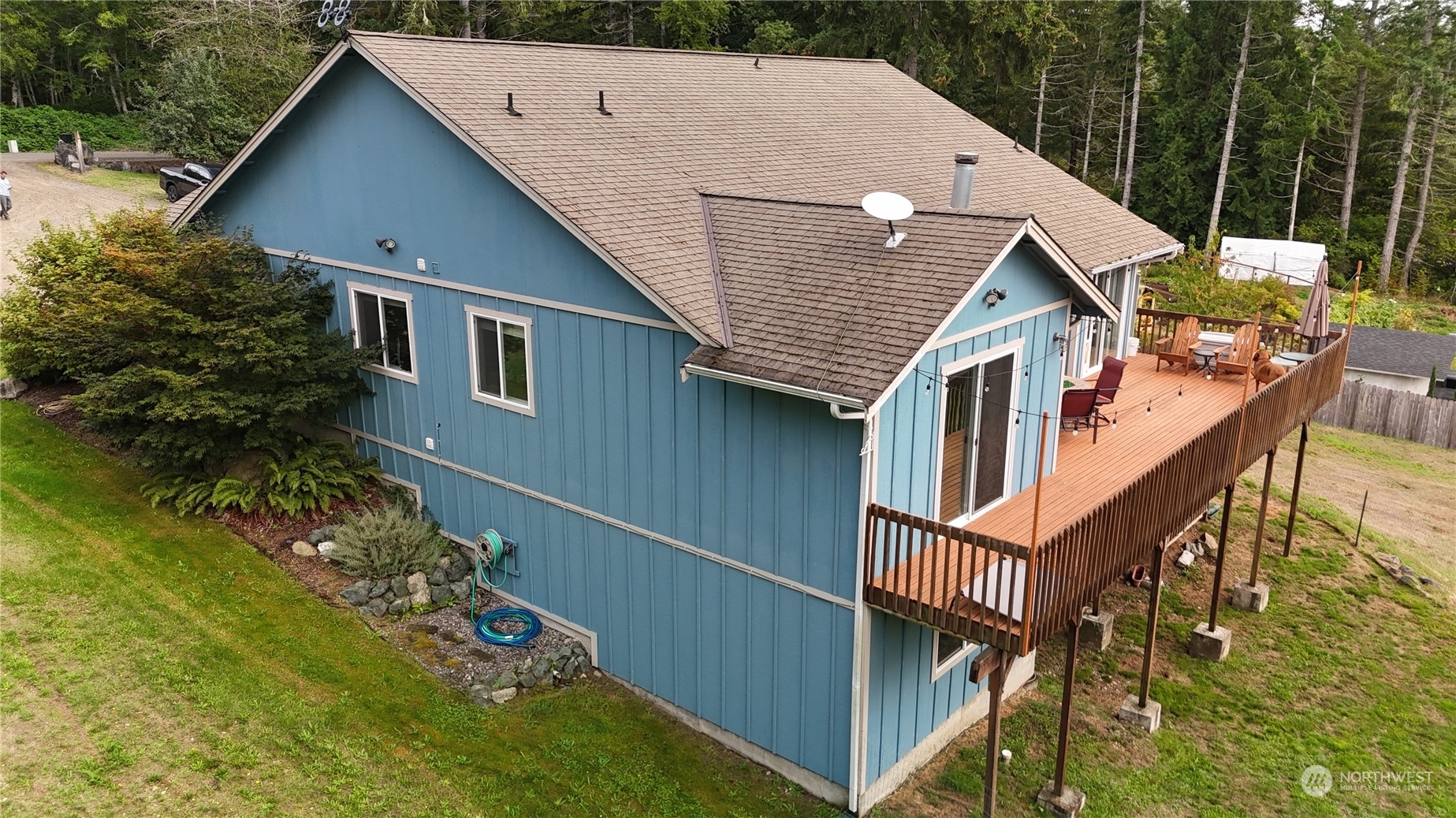 Property Photo:  351 E Victor Road  WA 98528 