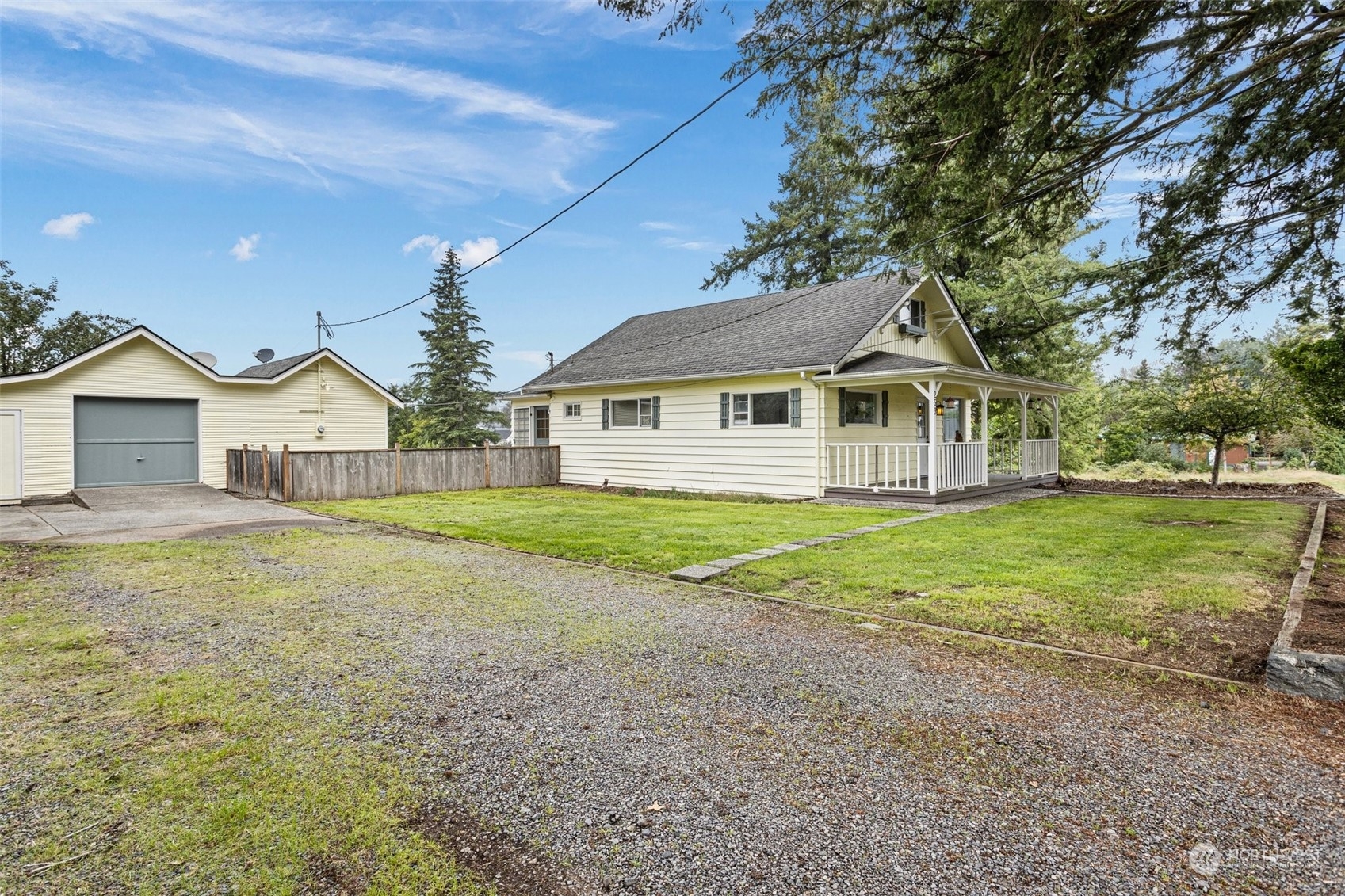 Property Photo:  253 2nd Street  WA 98251 