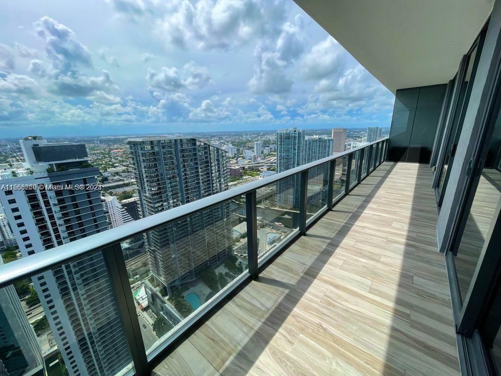 Property Photo:  801 S Miami Ave 4410  FL 33130 