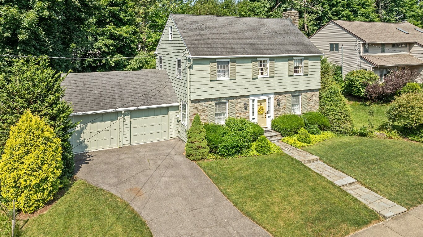 Property Photo:  15 Edgecomb Road  NY 13905 