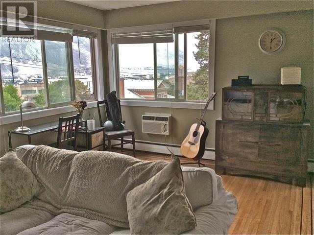 Property Photo:  533 2nd Avenue  BC V2V 3L3 