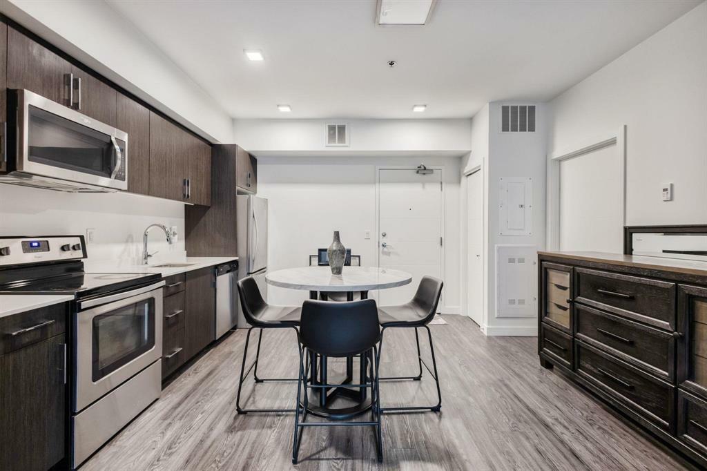 Property Photo:  1133 Portage Avenue  MB R3T 2C3 