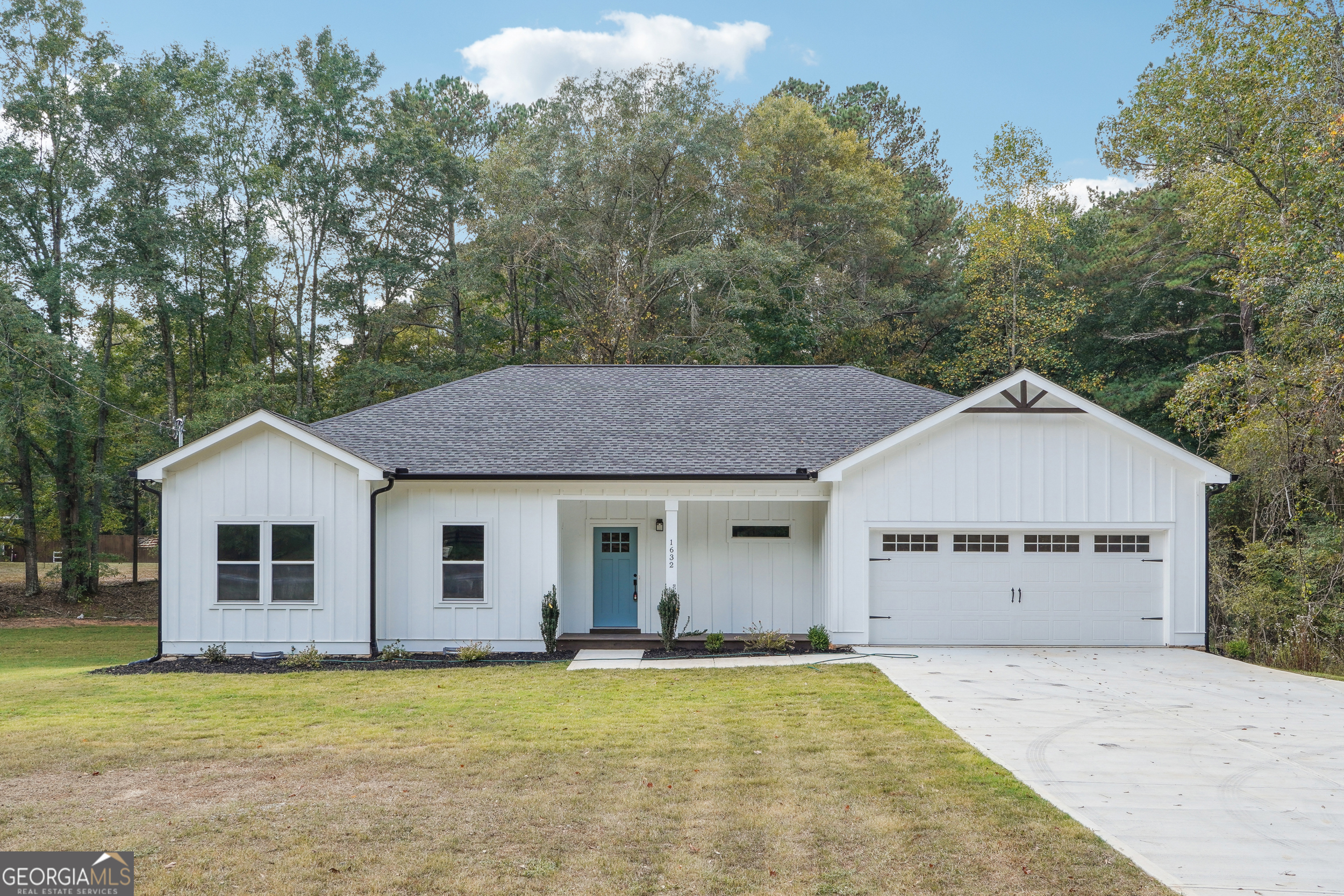 Property Photo:  1632 Thompson Mill Road  GA 30655 