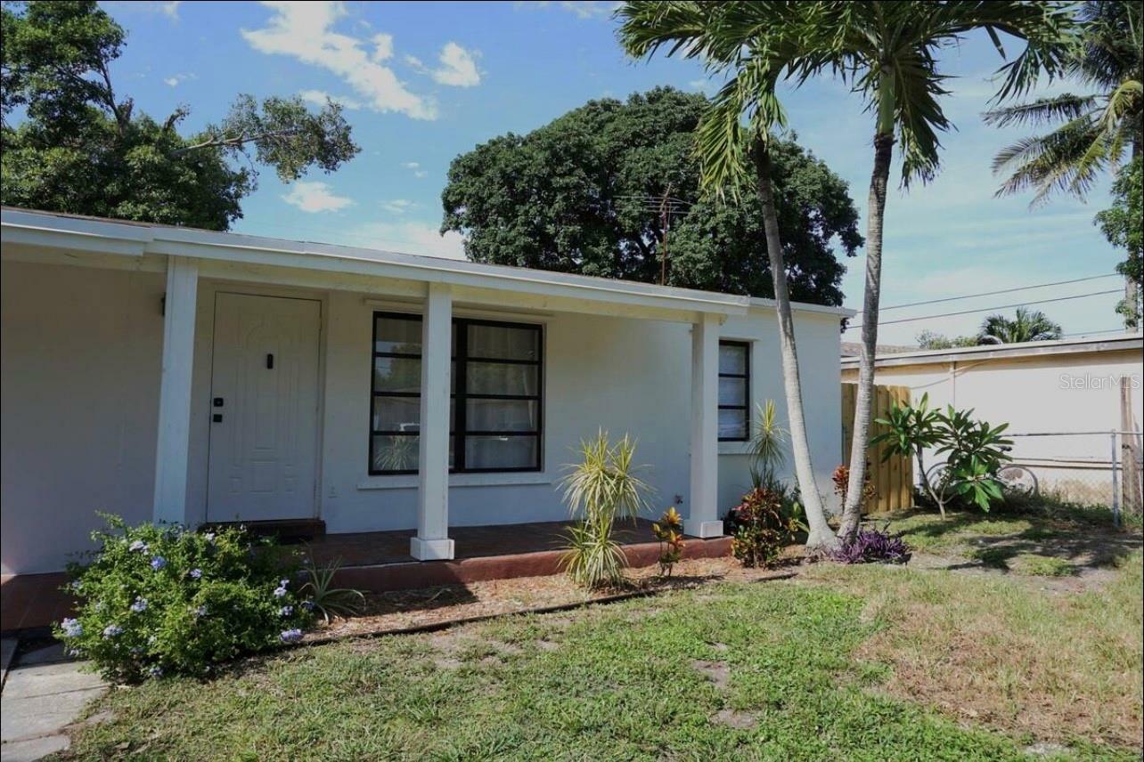 Property Photo:  121 NW 53rd Court  FL 33309 