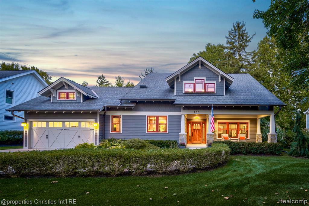 Property Photo:  405 Eaton Drive  MI 48167 1309 