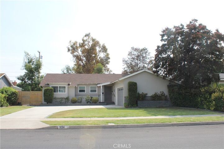 Property Photo:  924 Oleander Street  CA 92821 