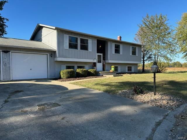 Property Photo: 417 N Marie Court IL 62088