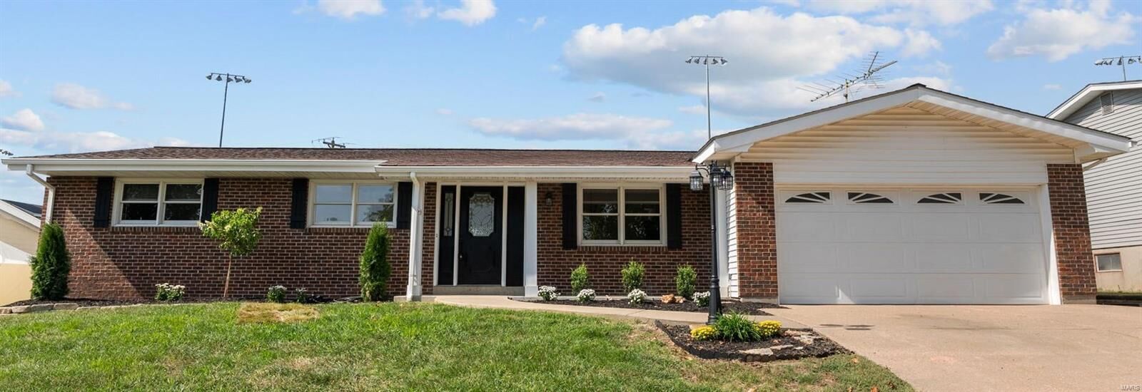 Property Photo: 609 Norwich Drive MO 63301
