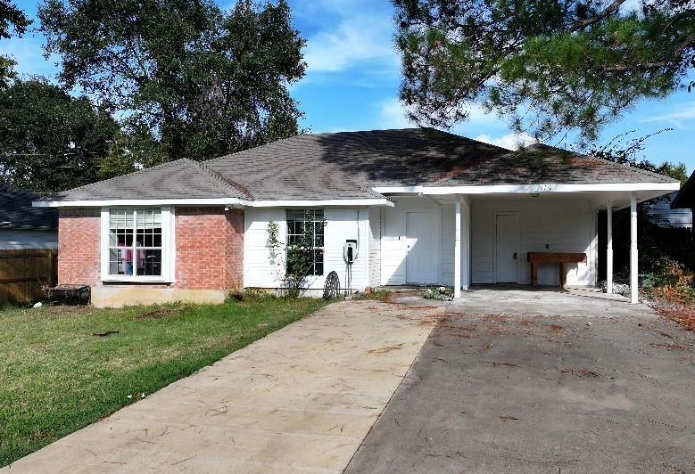 Property Photo:  316 Coral Reef Street  TX 75156 