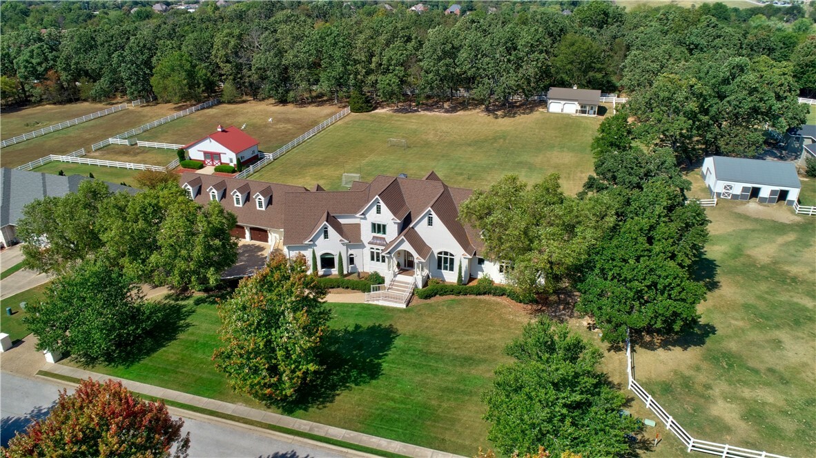 Property Photo: 6532 Western Trails Drive AR 72762