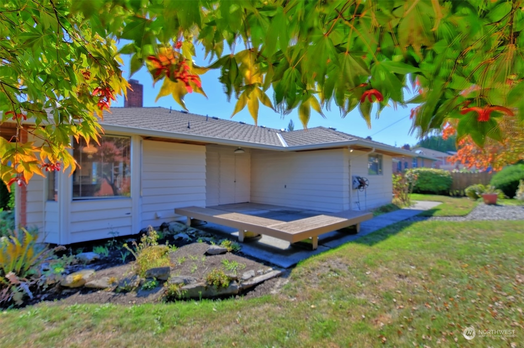 Property Photo:  4924 Vesper Drive SE  WA 98203 