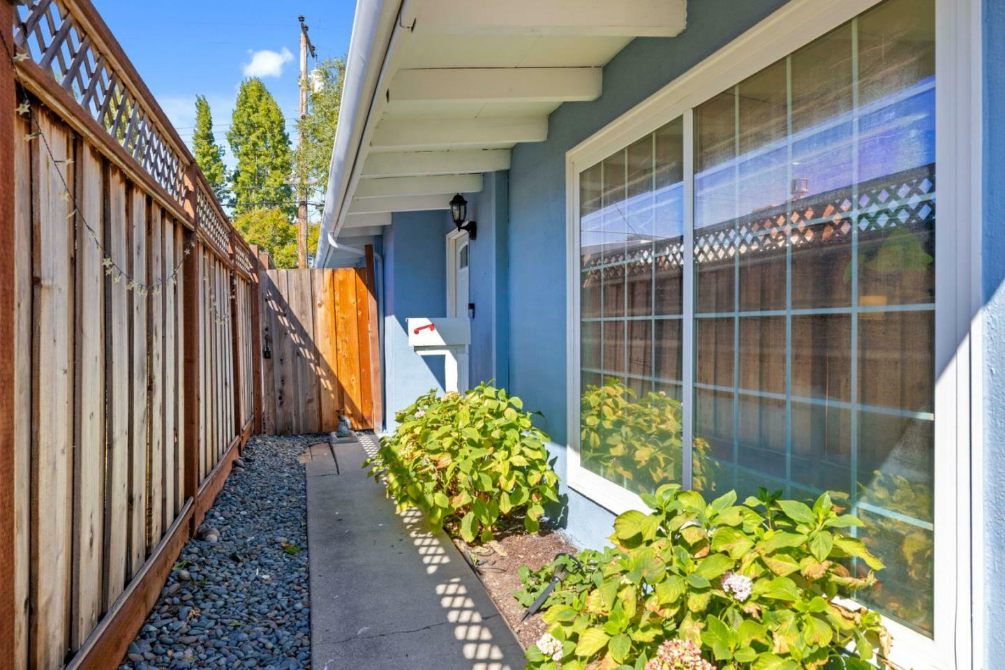 Property Photo:  3399 Snively Avenue  CA 95051 