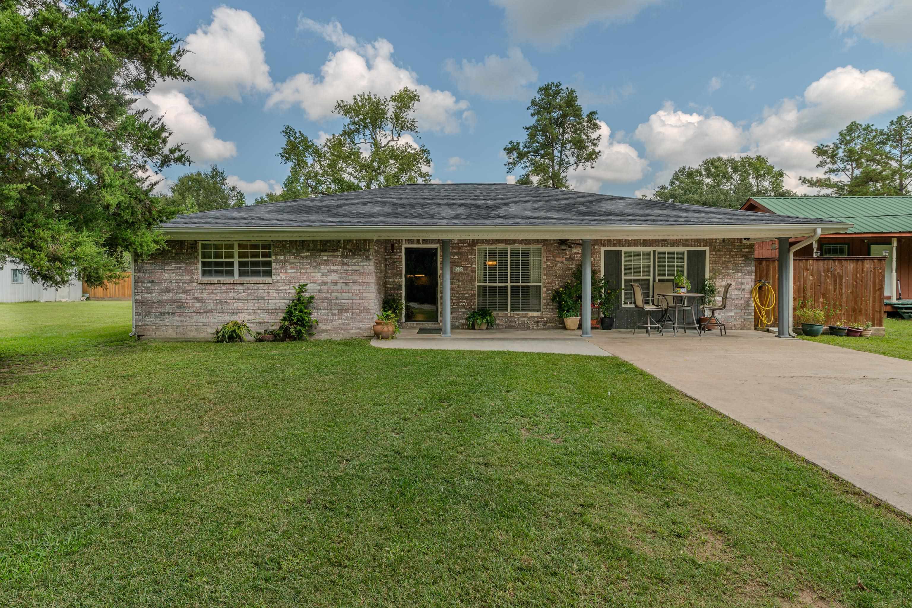 Property Photo:  8934 Kristi Lane  TX 77630 