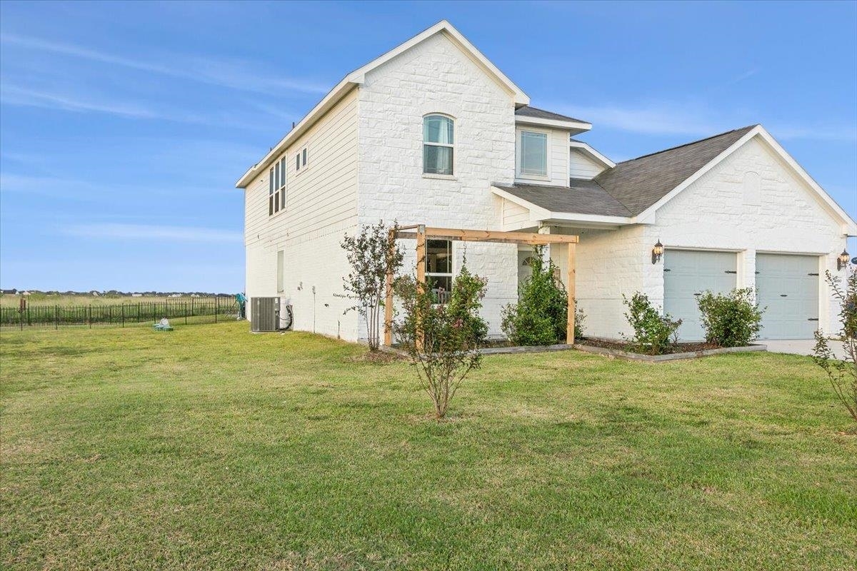 14690 Bond  Beaumont TX 77713 photo