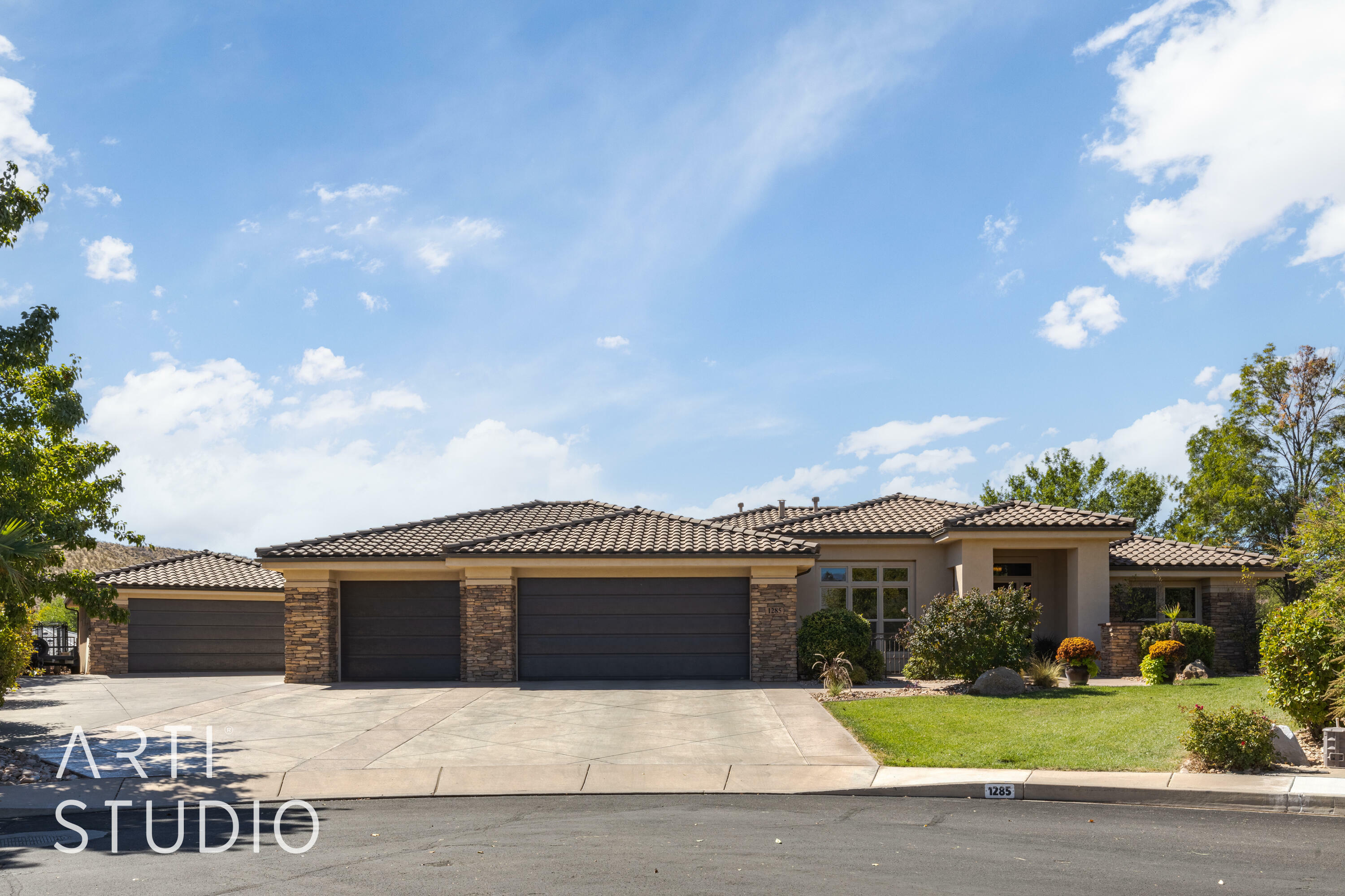 Property Photo:  1285 Summerwood Cir  UT 84765 