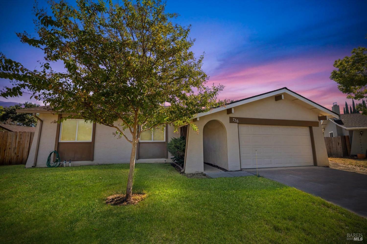 Property Photo:  736 Corte Alhambra  CA 95688 