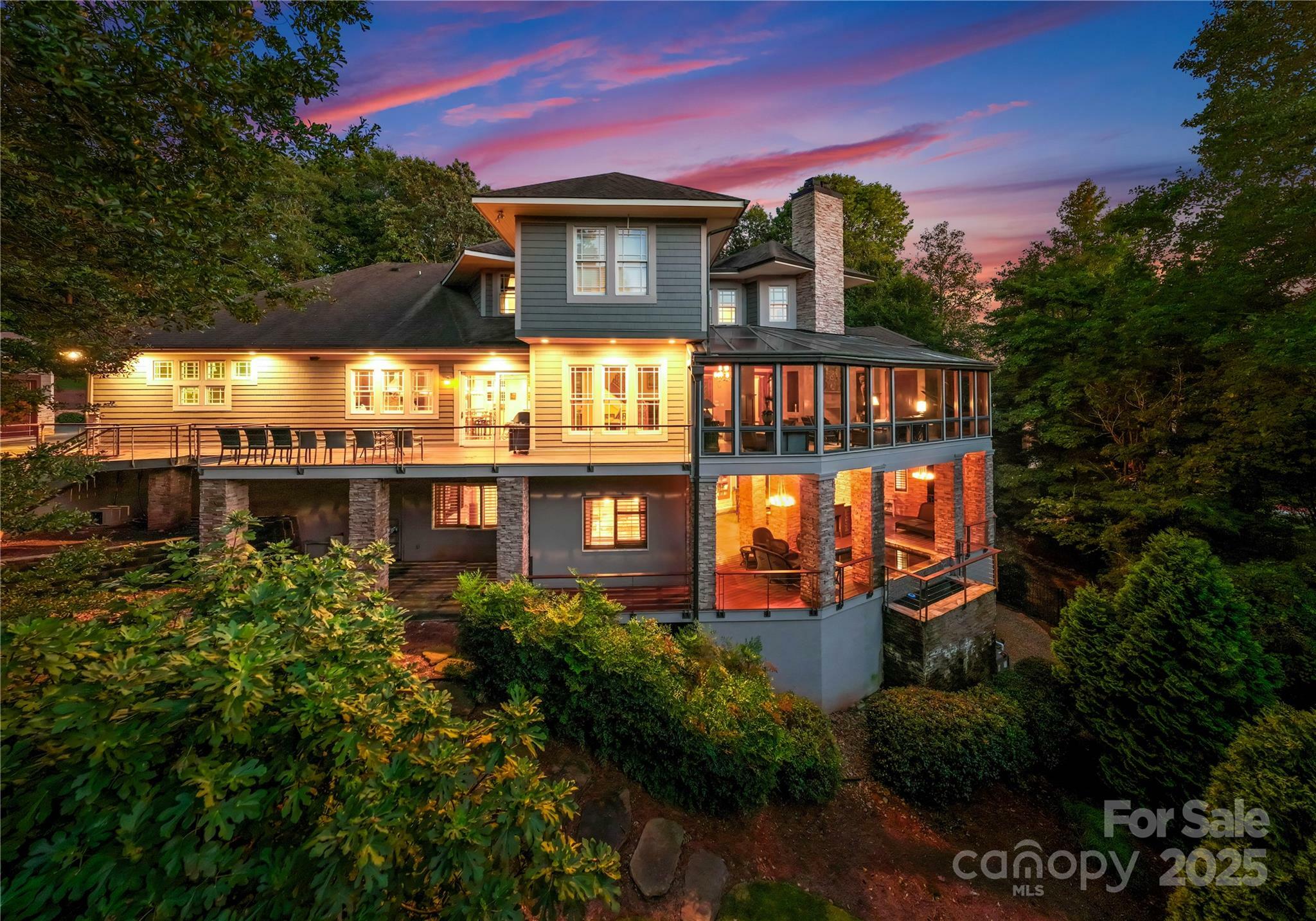 Property Photo: 10310 Wildlife Road NC 28278
