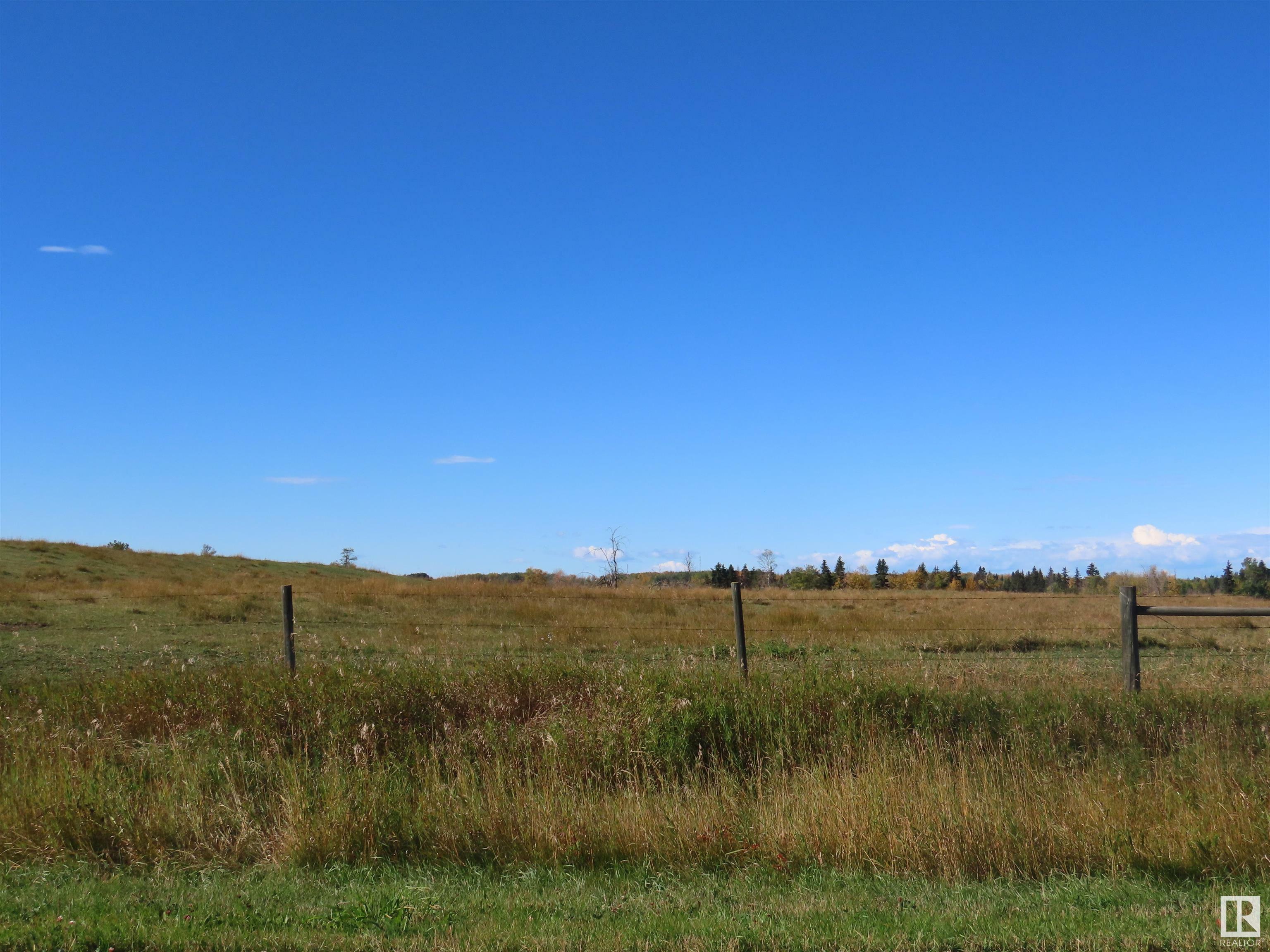 Photo de la propriété:  Township Road 554 And Range Road 53  AB T0E 0J0 