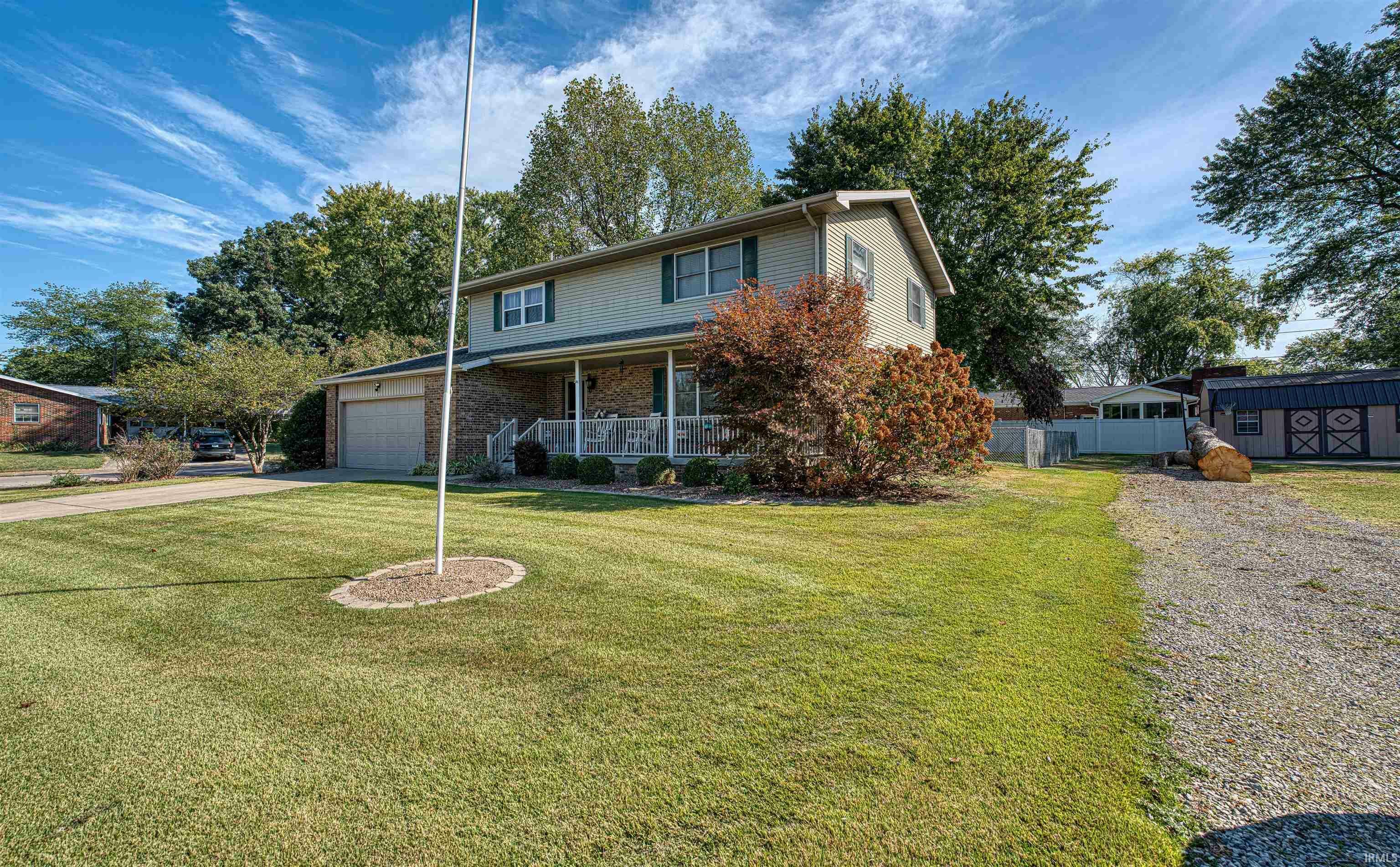 Property Photo:  1302 Edgewood Drive  IN 47601 