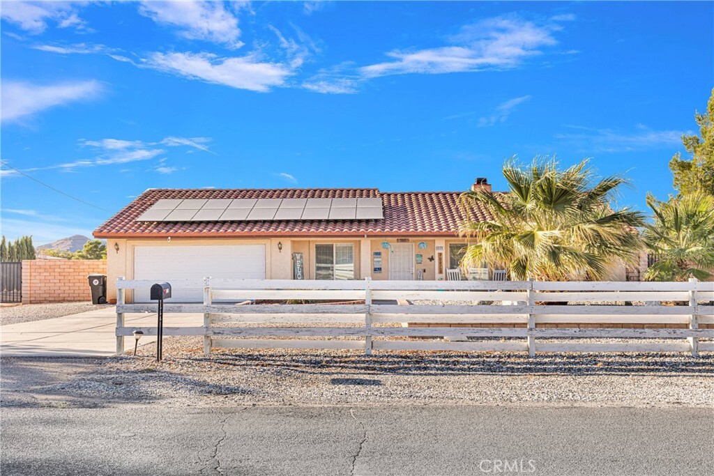 Property Photo: 15120 Blackfoot Road CA 92307