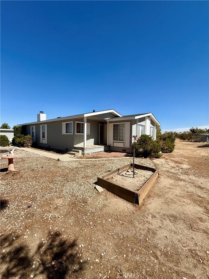Property Photo:  11411 Oasis Road  CA 92372 